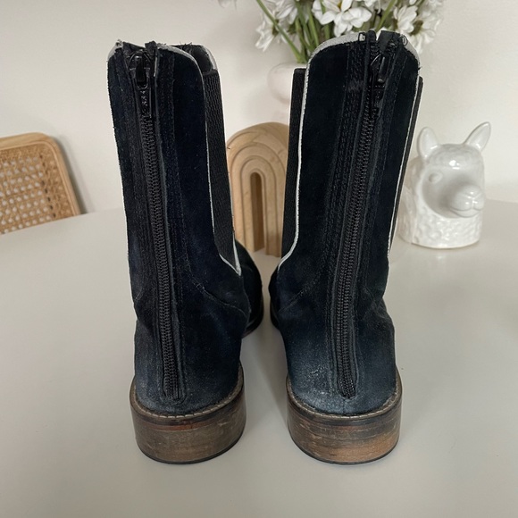 Free People Blackburn Suede Chelsea Boot - Picture 6 of 8
